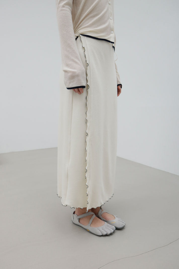 RECYCLED PETAL WRAP SKIRT | ecru