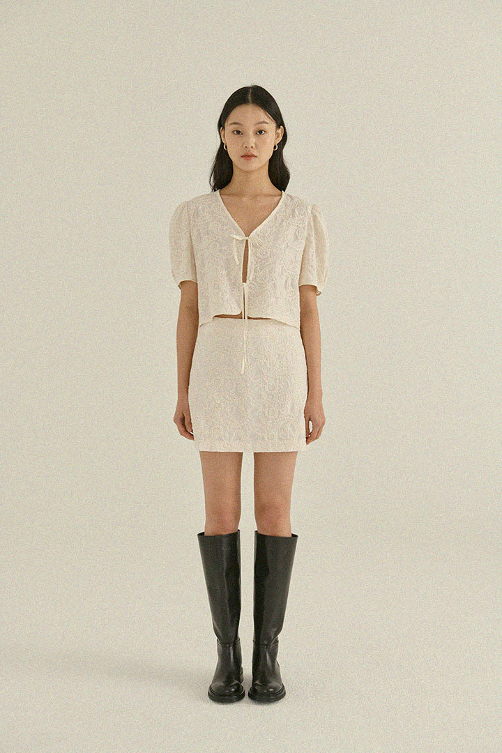 INTERIOR SKIRT | cosmic latte